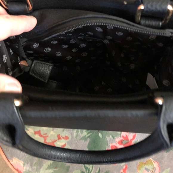 Purse - Picture 3 of 8